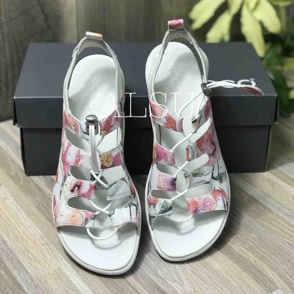 NWT ECCO Jab Toggle Sandal White Floral Leather - Picture 2 of 8